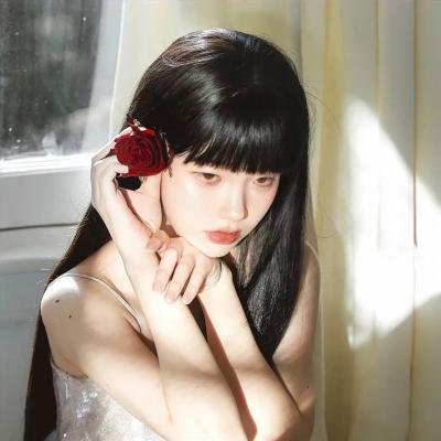与幽灵同在的夏日