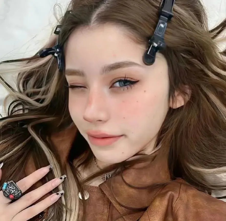 好女孩的谋杀调查指南
